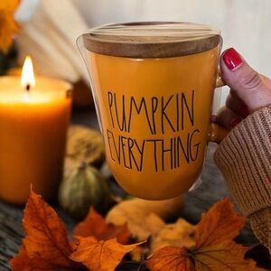 Rae Dunn mug with wooden lid.NWT